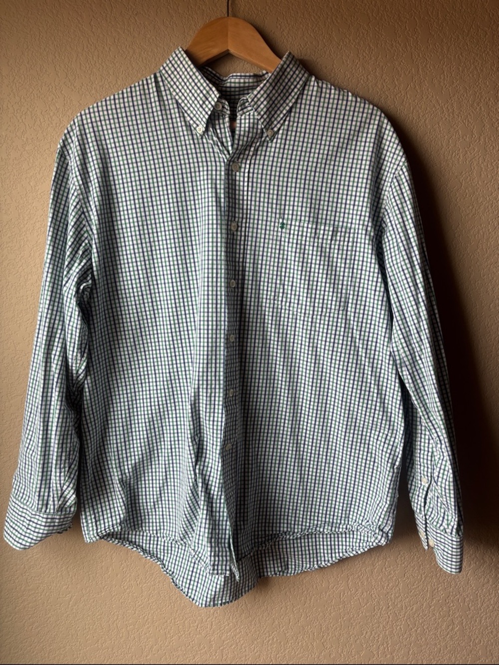 Izod Green Blue and White Checked Button-Down Shirt